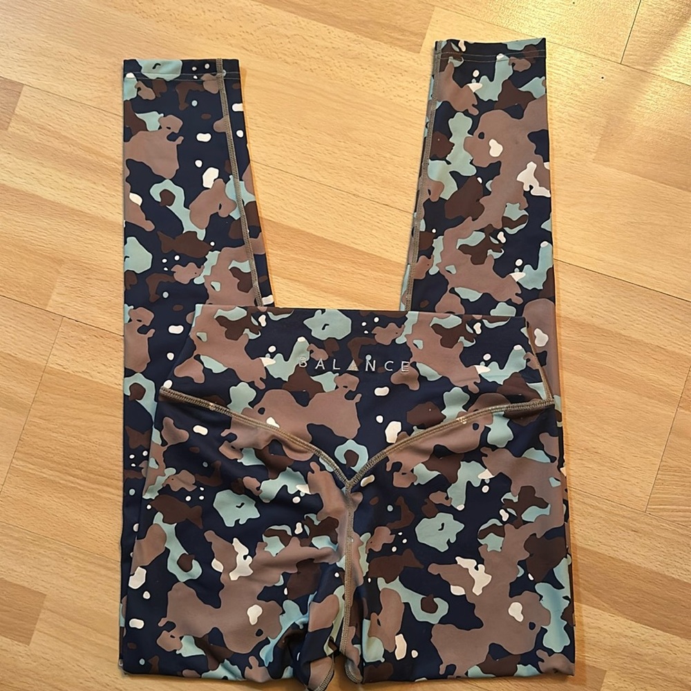 Vitality/Balance Athletic Leggings